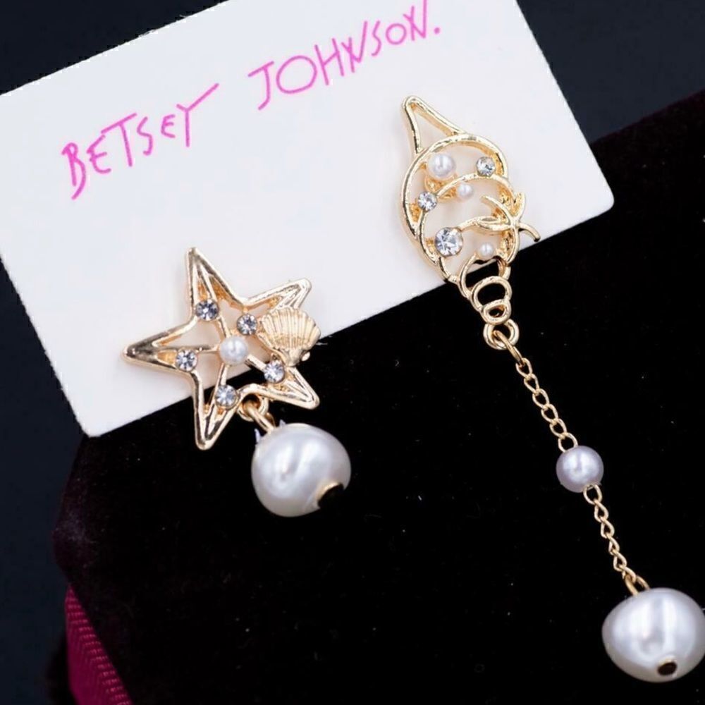 Adorable BJ earrings  